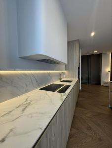 Tsarkiy and Marble Apartman