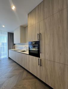 Tsarkiy and Marble Apartman