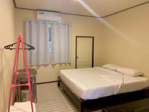 บ้านริมเล โฮมสเตย์ป้าตา Grandma Tas Seaside Homestay