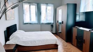 Modern interior with balcony in the ideal center