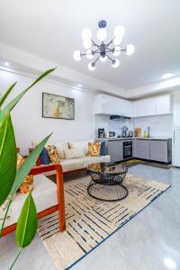 Luxury 1Br in Westlands with pool, gym, balcony
