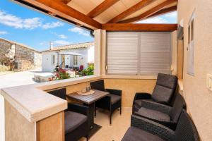Holiday Home Poli Percica
