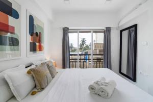Zara Chic 1 BHK Bandra W Gated 247 Security