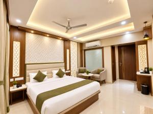 Hotel K-P Grand Heritage Near Jagannath Temple And Sea Beach # Fully Air Conditioning Luxuary Rooms# Restaurant # Lift and Parking Service
