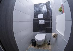 Cozy Prague Apartment Free Parking