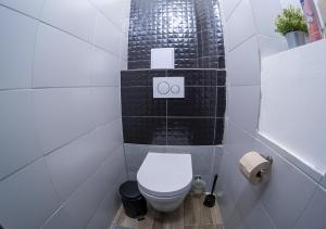 Cozy Prague Apartment Free Parking