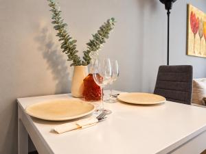 Porto Plaza City Center Apartment ACWifi