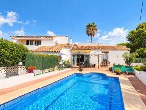 Calpe, casa muy agradable a pocos metros del mar y de las comodidades, con clim, wifi