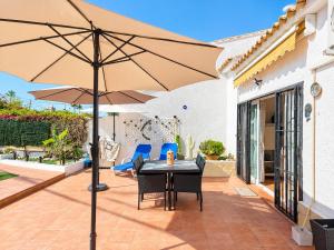 Calpe, casa muy agradable a pocos metros del mar y de las comodidades, con clim, wifi