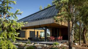 Chalet Beyond