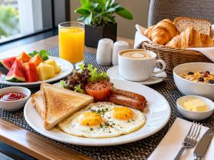 Hotel Satwah Luxe Stay - 1 Minute From Nizamuddin Railway Station & India Gate