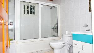 Montego Bay 3-Bed Home Sleeps 6 Parking & Garden