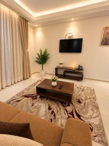 Caramel Nest One-Bedroom Apartment in Westlands with Gym & Free Parking