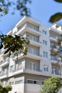 PJ Emerald Wave Premium Suite