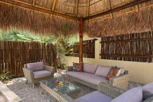 Atenea Oceanview Trio
