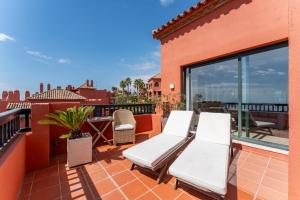 Bonita Hills - 3 bedroom Penthouse with Panoramic Sea Views & Large Terrace