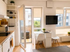 Calm, Cozy & Bright apartment for your stay