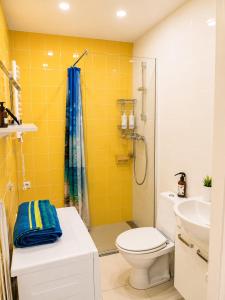 Calm, Cozy & Bright apartment for your stay