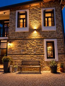 Nikolas Premium Stone Manor