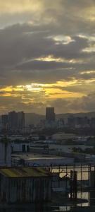 Your Home in the Heart of the City JTower Studio