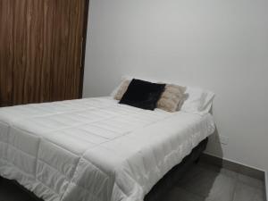 Depa moderno en Centro MTY Alberca Gym Metro