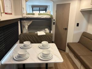 Bay Sunsets - Walk to Beach - Fishing Paradise Furnished RV Spot #7