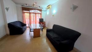 Air Conditioned 2 Bedroom Apartment