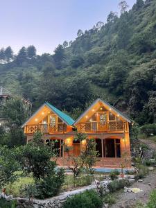 Himalayan River Nook Cottages Ropa Sainj Valley