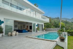 Luxury 5BR Jungle View with private Pool&Gym