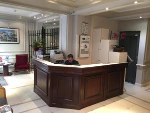 Hotels Unic Renoir Saint Germain : photos des chambres