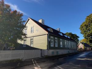 Väikese Viigi katusekorter