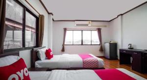 OYO 836 PK Residence