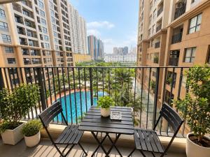 Vietnamhousing DCapitale Premium Apartment