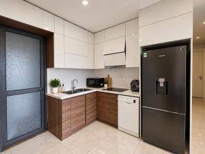 Vietnamhousing DCapitale Premium Apartment