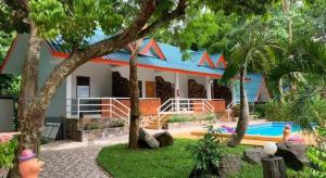 KK Riverside Resort
