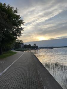 NOWY Dwupiętrowy Apartament nad Jeziorem z widokiem na wodę - Marina Ostróda