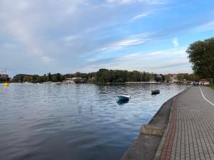 NOWY Dwupiętrowy Apartament nad Jeziorem z widokiem na wodę - Marina Ostróda