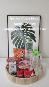 Cozy, 3min walk from Sinchon Station Line2, Entire Private Studio #신촌 #연대 #홍대