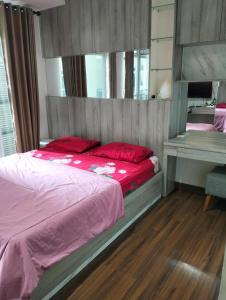 studio puri Orchard apartemen