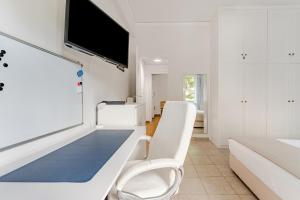 RG Living Spaces Neo Psychiko