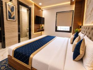 Grand Nyshaa Hotel Near IGI Delhi Airport - Free Airport And Aerocity Pickup & Drop