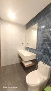 Sweet Home - Homestay apartment system at Icon 40 Ha Long building