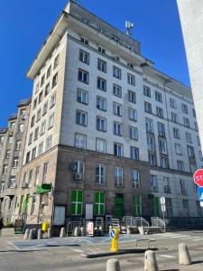 Zelazna 16 Small Rooms next Central Station