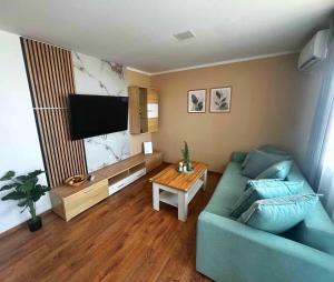 Deymar Apartments VIEW
