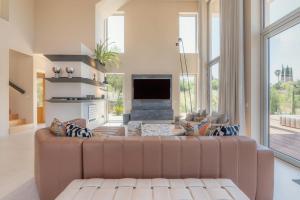 Villa Medusa Paraiso Heated Pool Rooftop and Sea Views