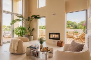 Villa Medusa Paraiso Heated Pool Rooftop and Sea Views