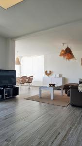 Precioso apartamento con vistas al mediterráneo.