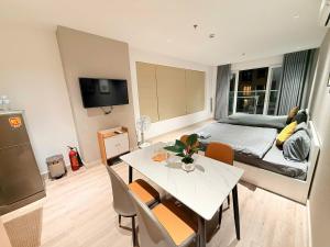 Sky Center Apartments Near The Airport 2BR