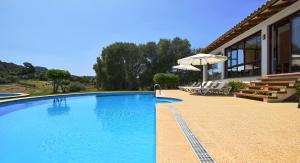 Bonita Finca cerca del mar piscina infántil