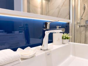 Esmeralda Suites Orbi City